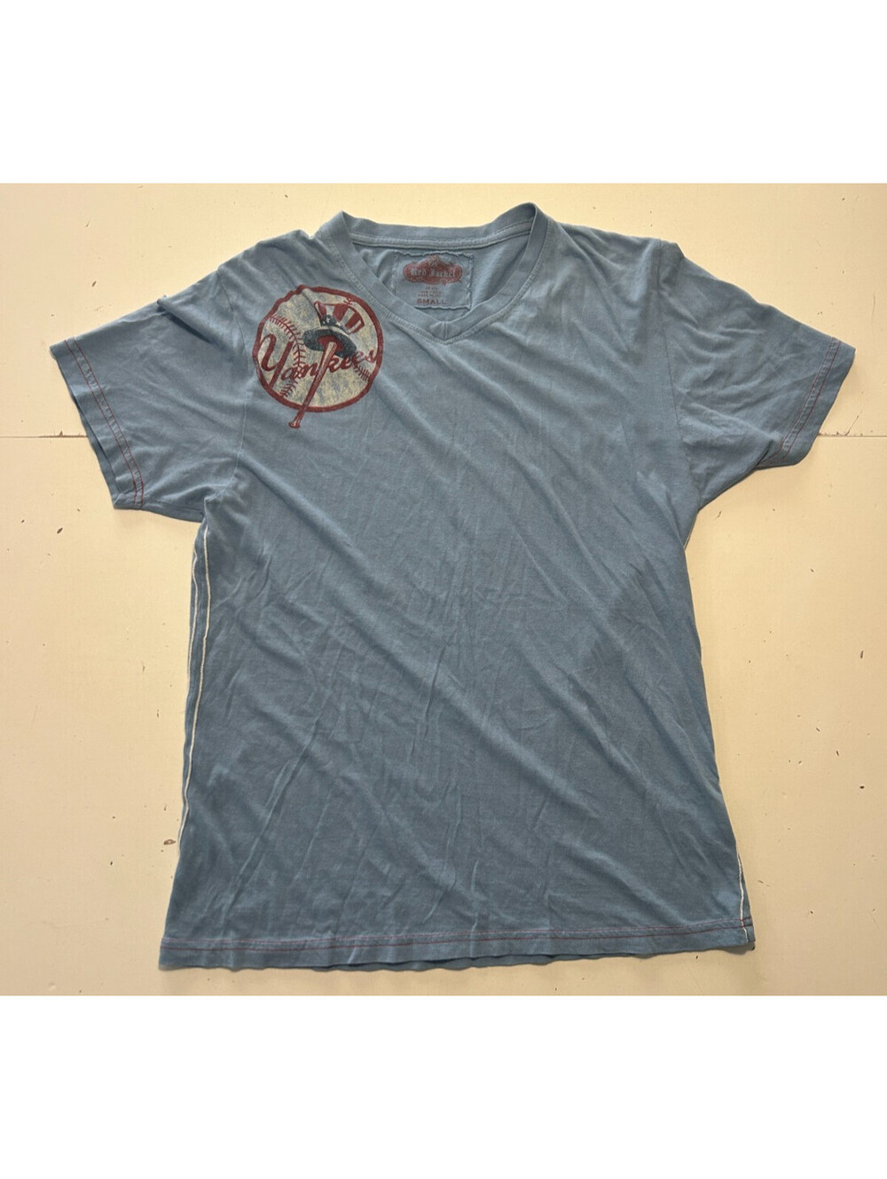 Red Jacket Mens MLB New York Yankees Distressed Style Blue Graphic T-Shirt S